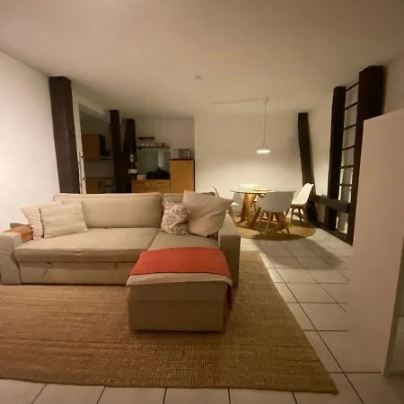 Denkmalschutz - Zentral - Haustiere - Messe Appartement Neuss Buitenkant foto