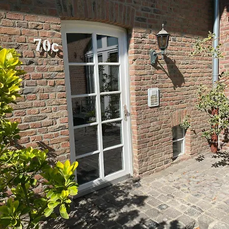 Denkmalschutz - Zentral - Haustiere - Messe Appartement Neuss Buitenkant foto